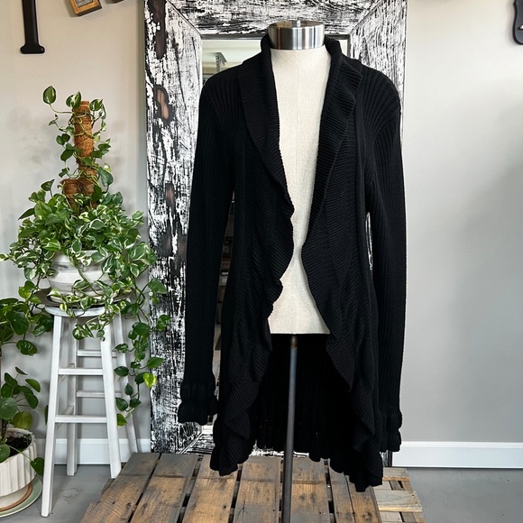 Heavyweight [Matilda Jane] Open Front Black Ruffly Cardigan Jax Sweater | Medium - Picture 6 of 13